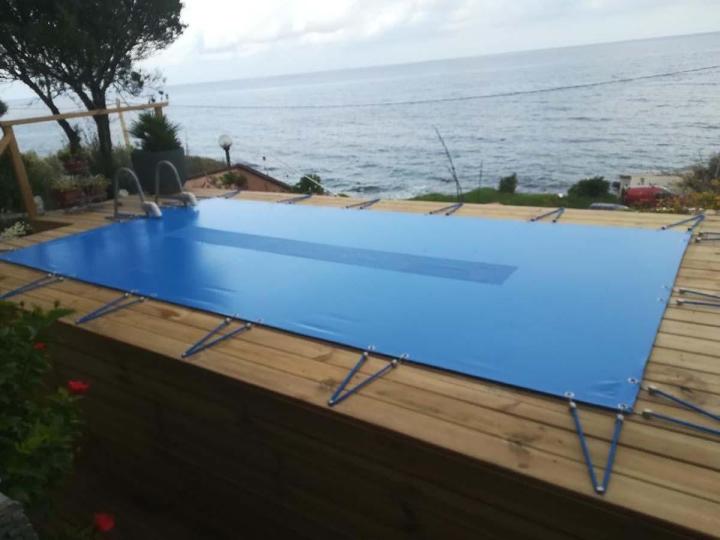 Pose de bâches Borgo