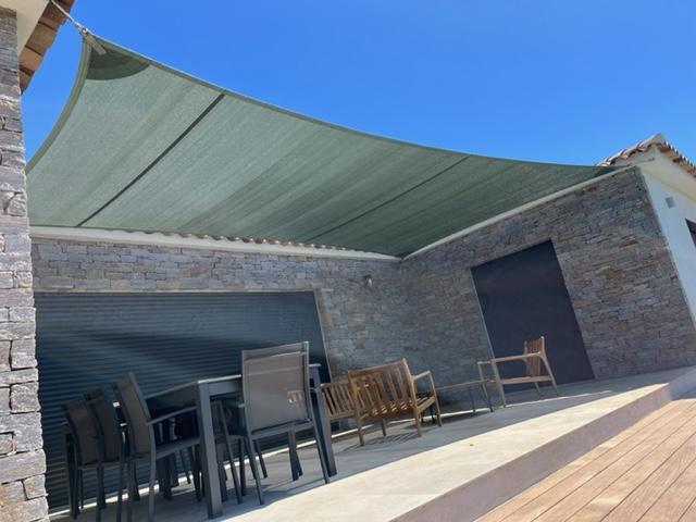 Pose de bâches Borgo