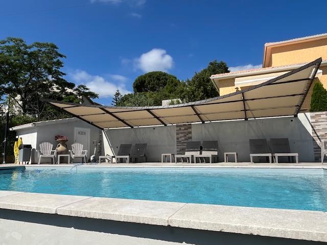 Pose de bâches Borgo