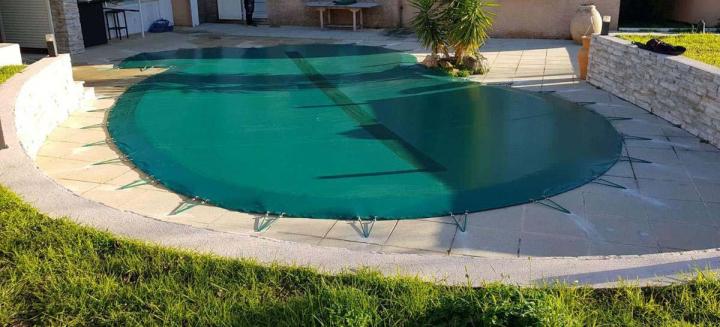 Pose de bâches Borgo