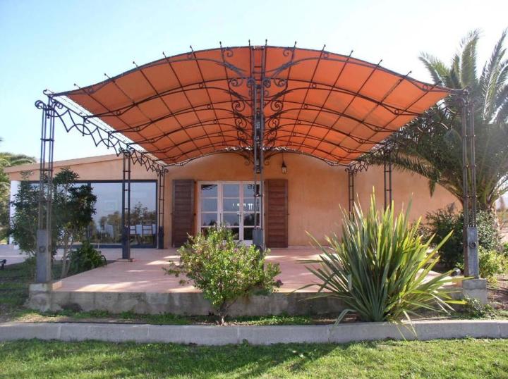 Pose de bâches Borgo