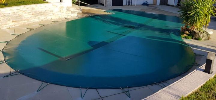 Fabrication de couvertures de piscine Borgo